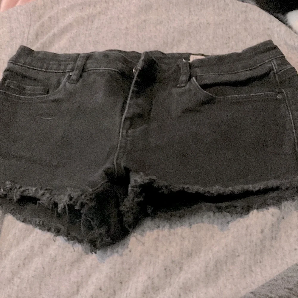 🔴Blank NYC Short Shorts Black Size 26 Little Queenie Vintage